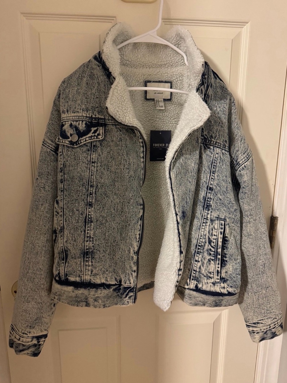Forever 21 Black Acid Wash Sherpa-Lined Denim Jacket